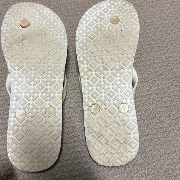 Tory Butch flip flop. Sz 7 - Picture 4 of 6